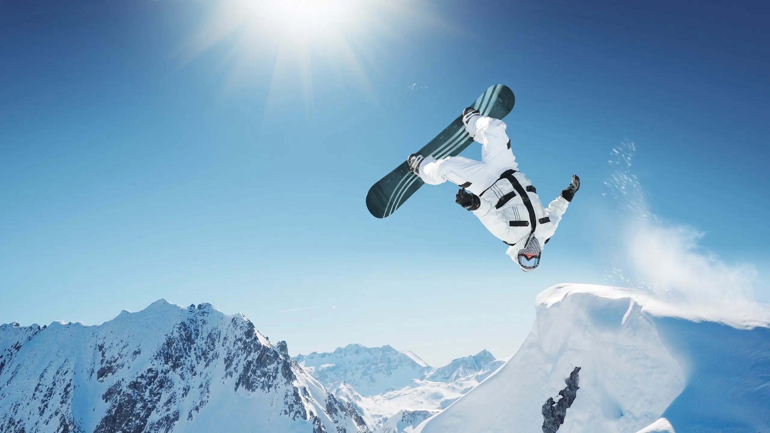 绝杀时刻：欧冠历史上经典的“秒杀”场景，欧冠十大经典对决